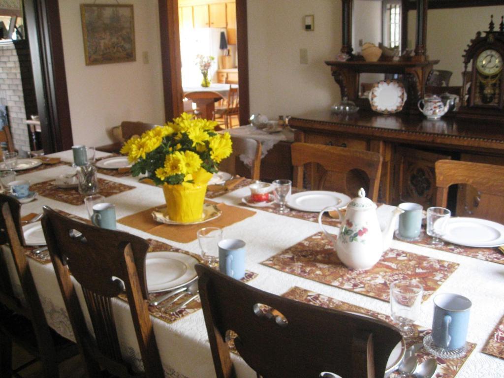 Sproule Heritage Bed & Breakfast Strathmore Eksteriør bilde